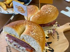 -Catch Bagel(芳草地店)