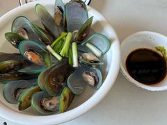 -覃记海鲜美食餐厅