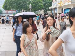 -观音桥步行街