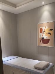 -PE SALON
