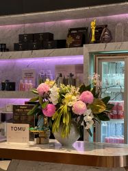 -TONI&GUY