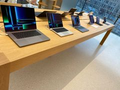 -Apple零售店(玄武湖店)