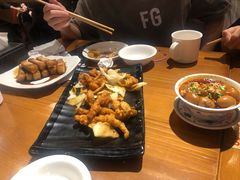 -炉小二铜锅牛蛙•川湘菜(三里屯店)