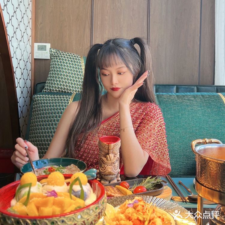 【探店】AROI泰🇹🇭可以换装的泰国菜餐厅🇹🇭