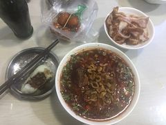 -崇州余荞面(落虹桥店)