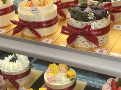 -花花卷卷·鲜食蛋糕(静安久光百货店)