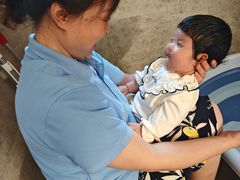 -鲸鱼妈妈月嫂/育婴师定制