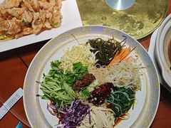 -老码头黑皮肘子锅包肉(赣水路店)