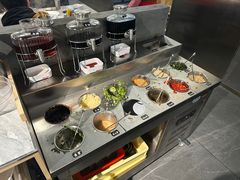 -张哞哞·鲜切牛肉自助火锅(高德置地店)