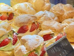 新品抹茶泡芙-KOMUGI 小麦家(新地假日广场店)