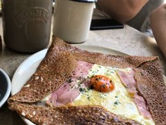 鸡蛋蘑菇熏肉荞麦可丽饼-RAC BAR(安福路店)