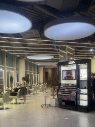 -PE SALON 