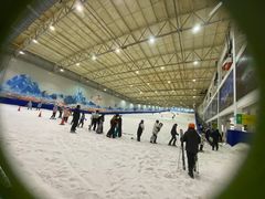 -乔波室内滑雪场