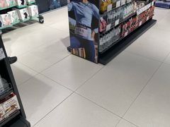 -迪卡侬(环球港店)