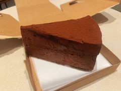 星巴克浓醇巧克力蛋糕-星巴克臻选(上海陆家嘴中心店)