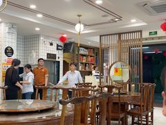 -长平肥姐白粥·海鲜打冷