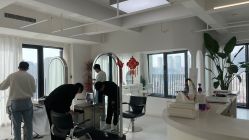 -Hello Lady发型设计