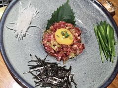 生拌牛肉-肉魁屋·烧肉·烧鸟·酒场(高新店)