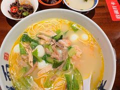 -李犟大·非遗爆鳝面·蟹黄包(湖滨西湖店)