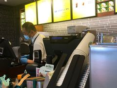 -星巴克(北京南站第三店)