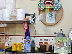 -明姨仔潮汕美食·碳炉猪脚·汕尾牛腩饭·起片鸡煲(起义路店)