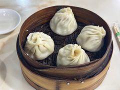 鲜肉小笼-绿杨馄饨临顿路店
