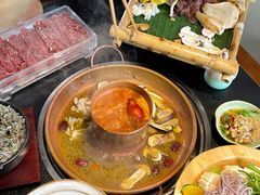 -菌自由丨野生菌火锅特色庭院餐厅(丽江古城店)