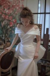 -Lady  Jane高端婚纱礼服馆