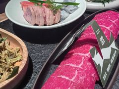 -三出山火锅(南京万象天地店)