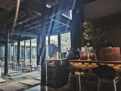 大堂-Metal hands·铁手咖啡