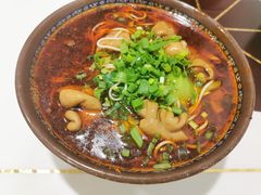 -胥佳烧鸡公牛肉面馆