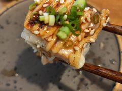 火炙三文鱼卷-信日本料理(信义坊店)
