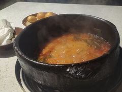 -贵府酸汤牛肉火锅·贵州老字号(飞山街店)