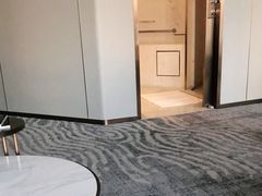 -上海世茂皇家艾美酒店
