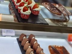 -东方红海鲜百汇(国际大厦店)