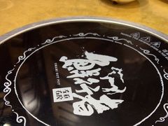 -左庭右院鲜牛肉火锅(金山万达店)