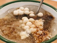 乐山三鲜冰粉-甜心闲生传统手工冰粉(人民广场店)