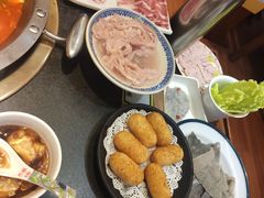 -沸炉重庆老火锅(军事博物馆店)