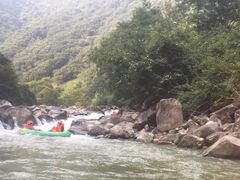 -雅鲁激流探险漂流