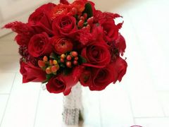 手捧花1-谷莠子花艺·气球派对·绿植造景·花艺沙龙(金光华广场店)