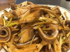 -郑件洋芋饭庄
