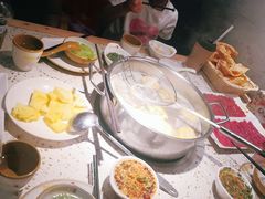 -花田里捞牛火锅(天润店)