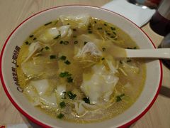 小馄炖-小杨生煎(金山百联购物中心3楼店)