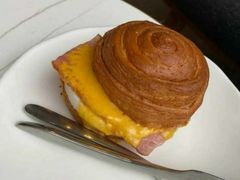 滑蛋叉烧三明治-星巴克(蒲汇塘路店)