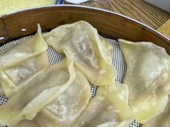 -金城包子牛肉灌汤包(台东四路店)