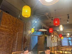 -头上红煨盐鸡·非遗院子餐厅
