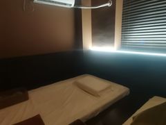 -泰·菩提树下[泰式按摩x精油SPAx肩颈头疗](新景店)