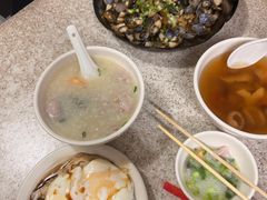 -河记肠粉店