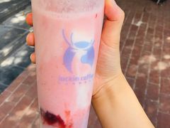 -瑞幸咖啡(番禺万达广场店)