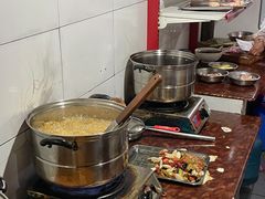 自助取餐区-南门黄孃甜不辣